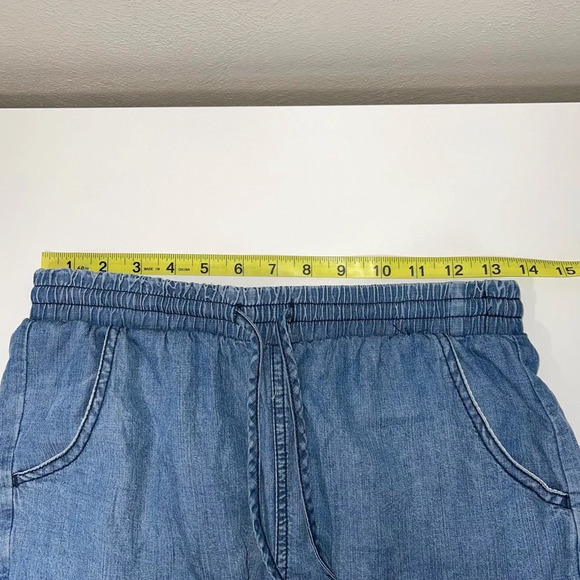 Universal Thread Chambray Medium Wash High Rise Fabric Shorts Xsmall Women’s - Picture 7 of 11